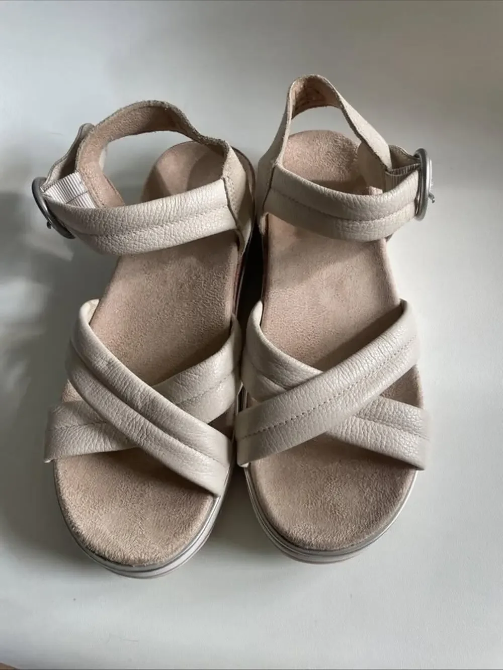 Vionic Reyna Sandals Size 8 1/2